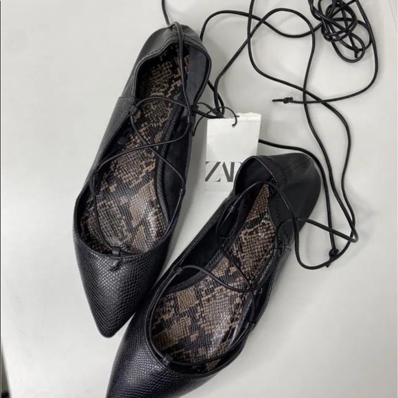 ZARA Ballerina Flats - Picture 2 of 12